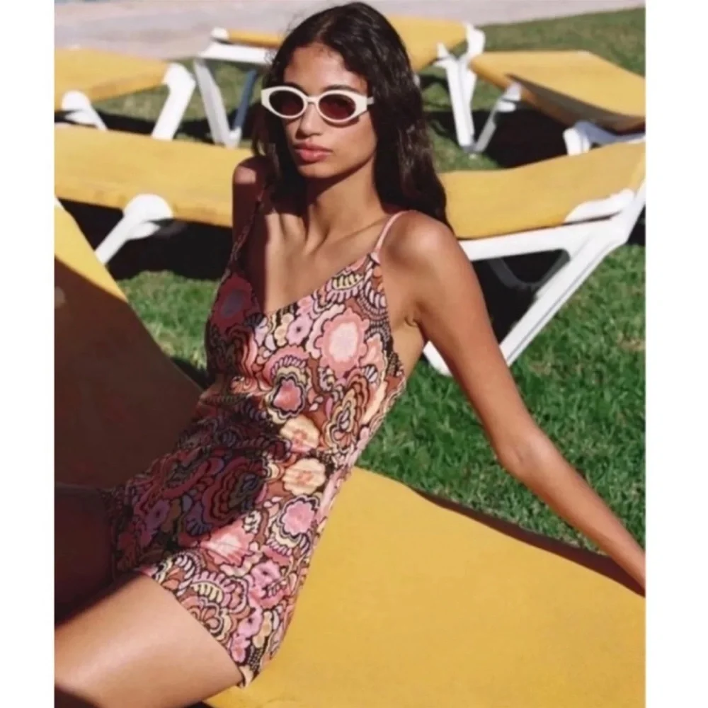 Zara Printed Romper - Picture 2 of 6